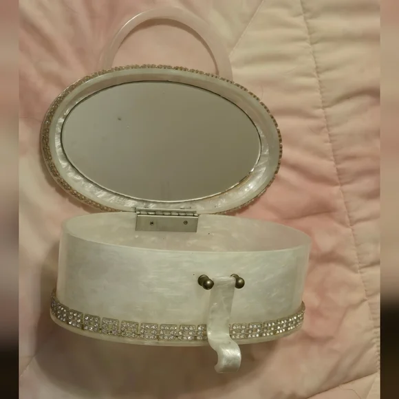 VINTAGE WILARDY LUCITE PURSE MID CENTURY,VERY RARE. - Picture 2 of 5